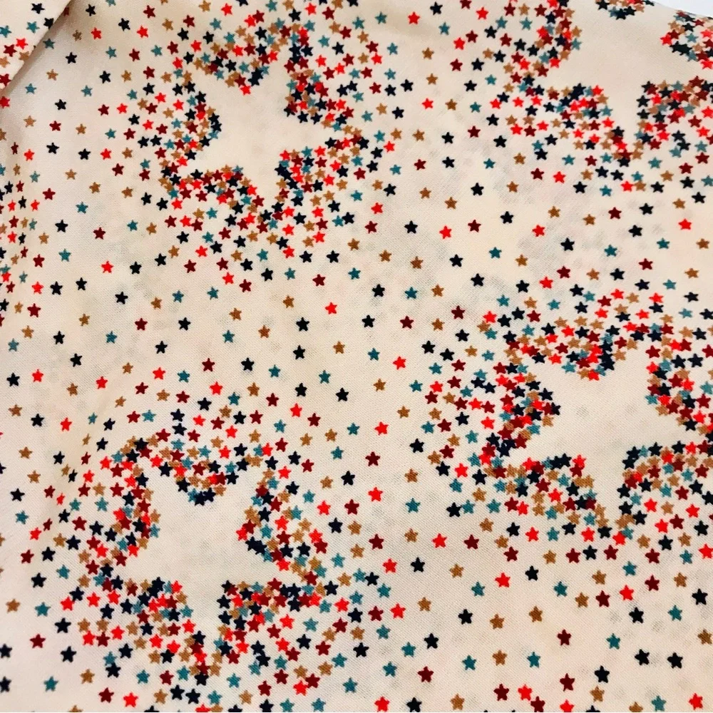 Le Lis Star Print Crossover Blouse - Picture 2 of 11